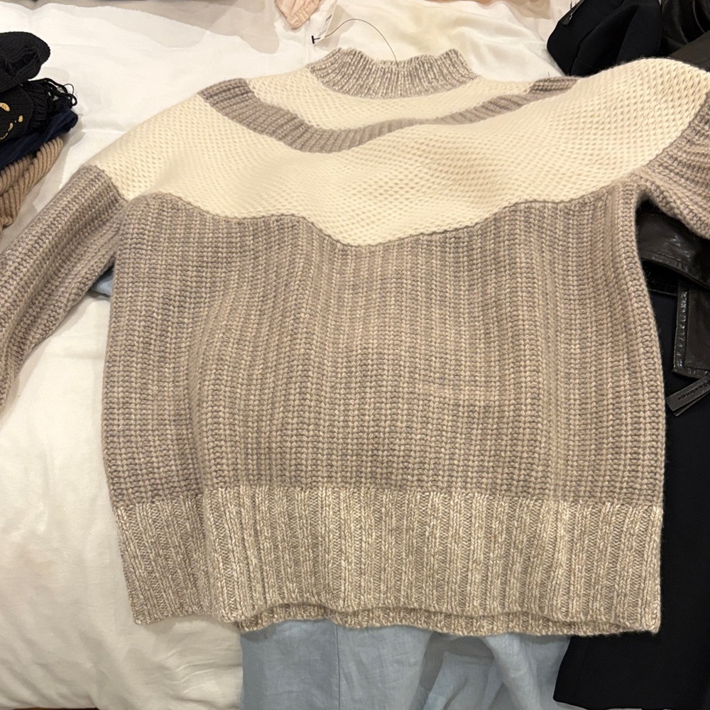 Elegant Beige and Cream Turtleneck Sweater